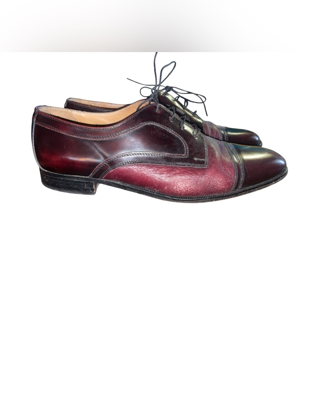 Bally men’s burgundy cap toe Oxford Shoes size 10 M Made In Italy